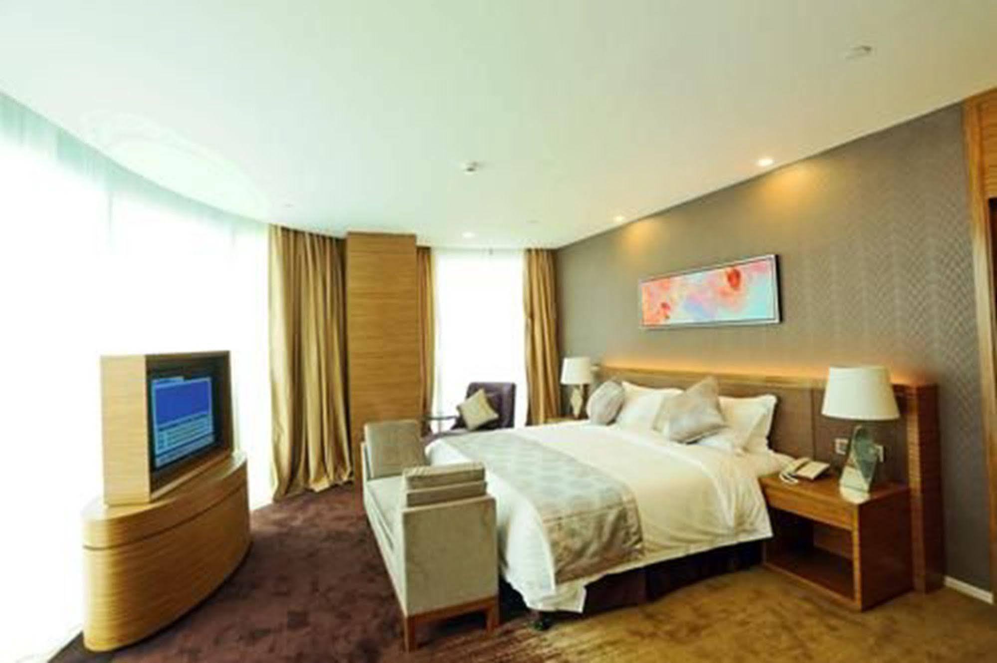 Shenzhen Baoan Plus Gems Cube Hotel Exterior foto